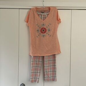 Cute Eddie Bauer pink & grey pj set. Medium.